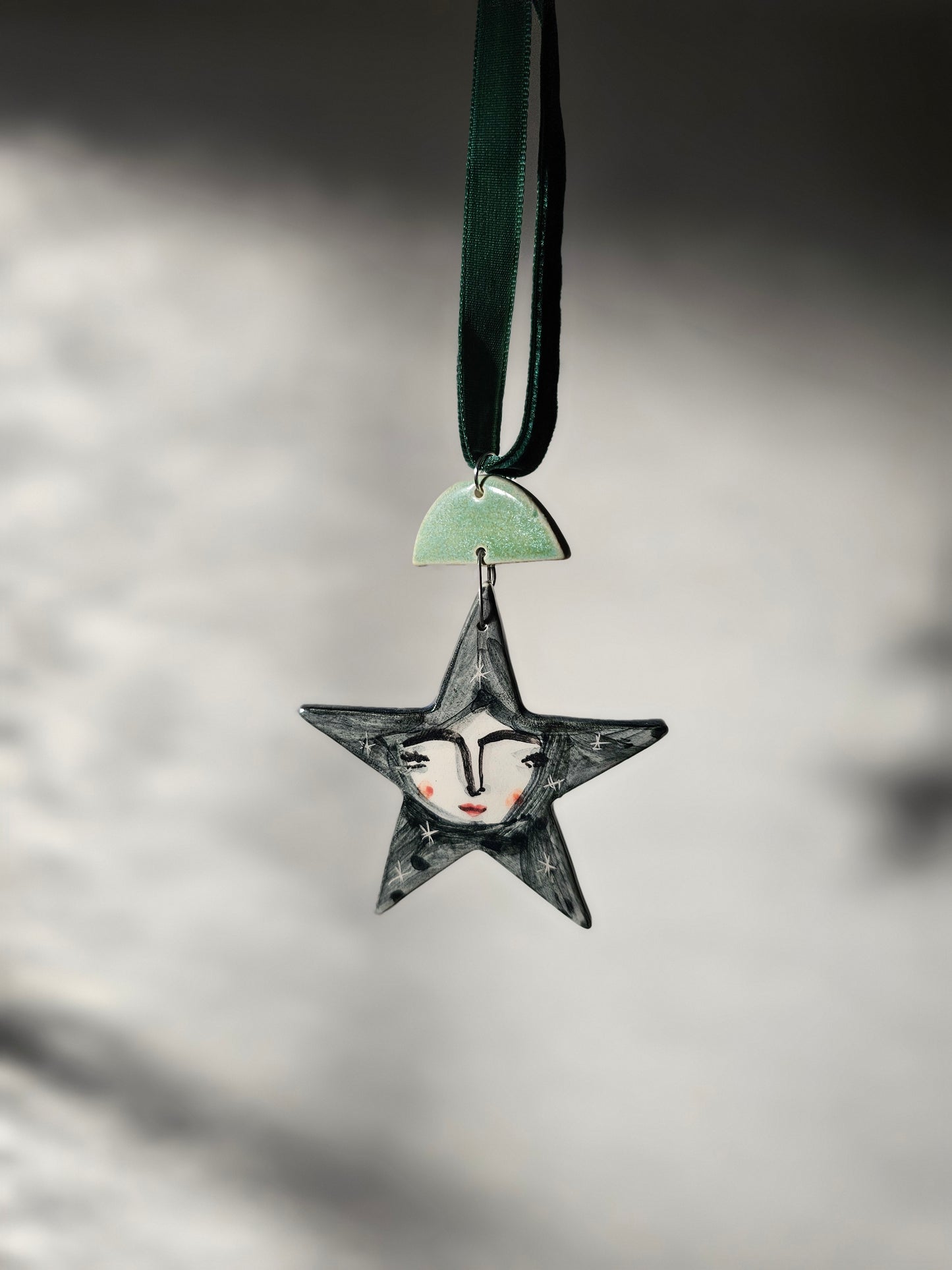 Star hanging ceramic christmas decoration