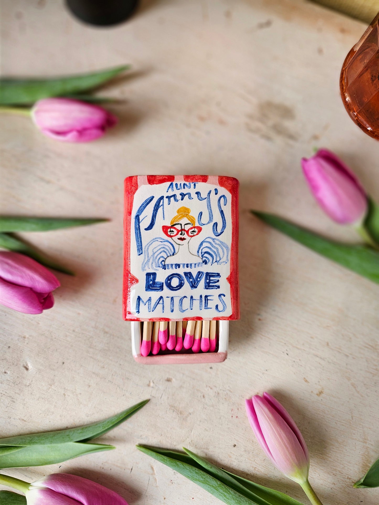 Aunt Fanny's Love Match small ceramic matchbox red and pink small