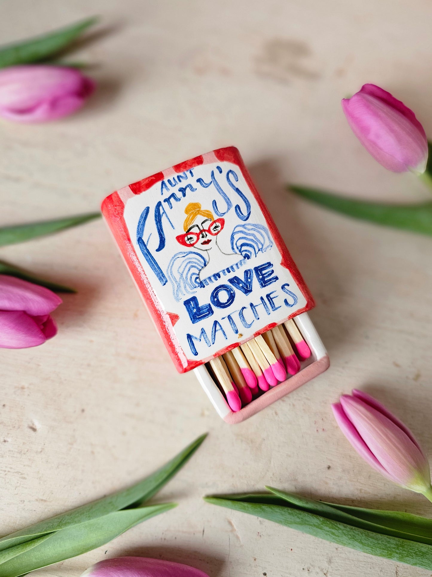 Aunt Fanny's Love Match small ceramic matchbox red and pink small