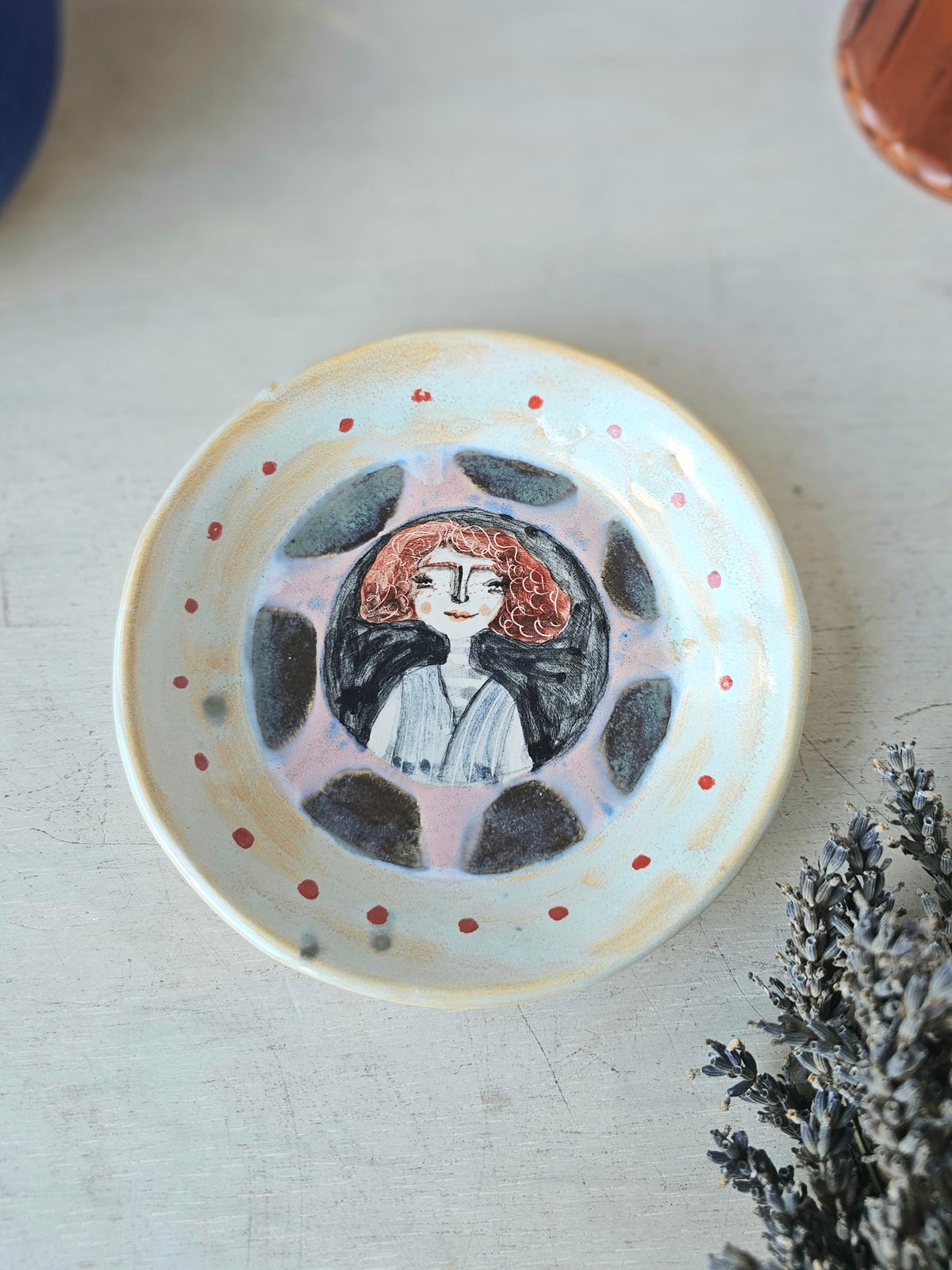 Hazel hand made ceramic trinket dish