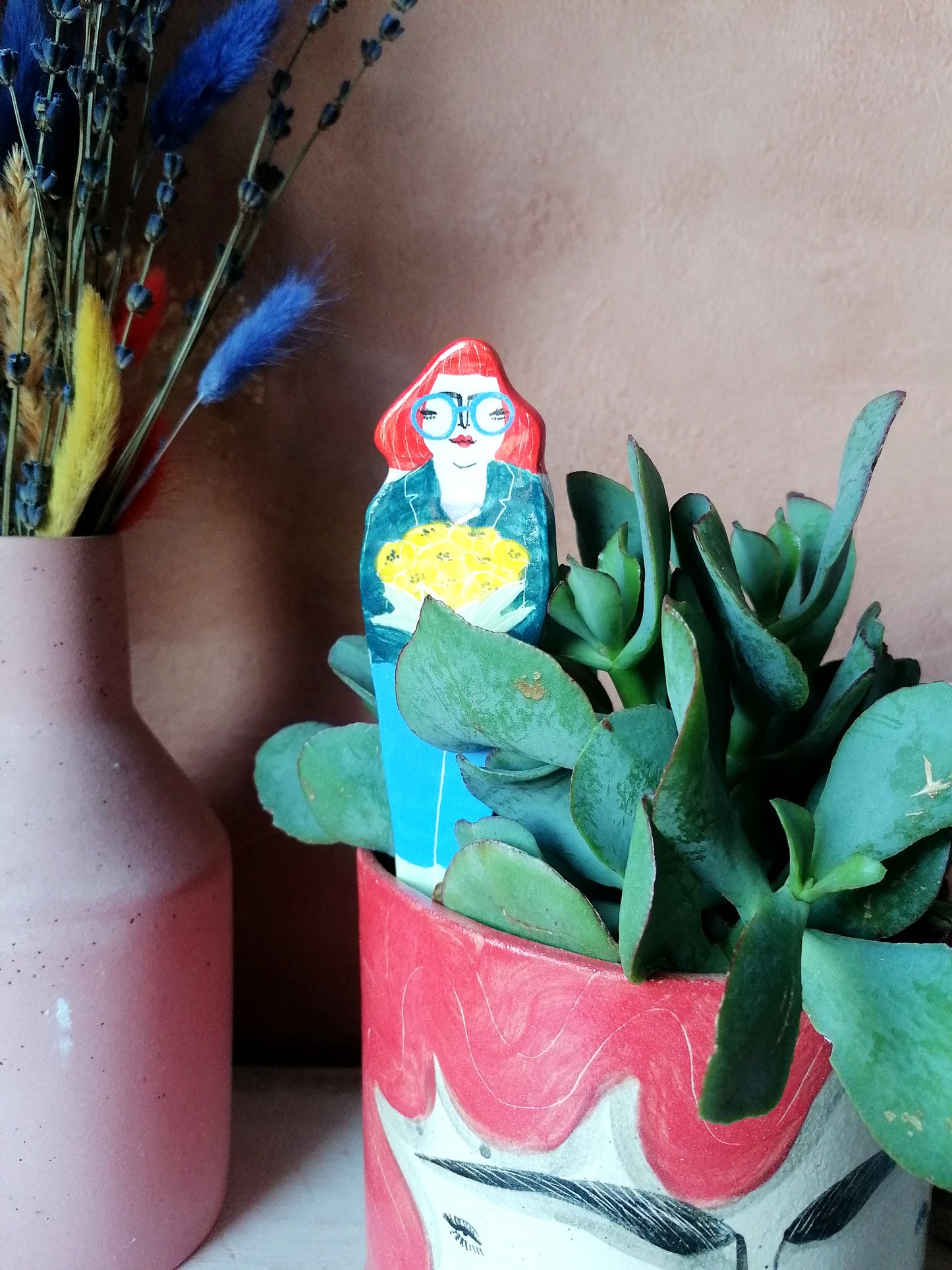 Pertunia ceramic plant friend marker