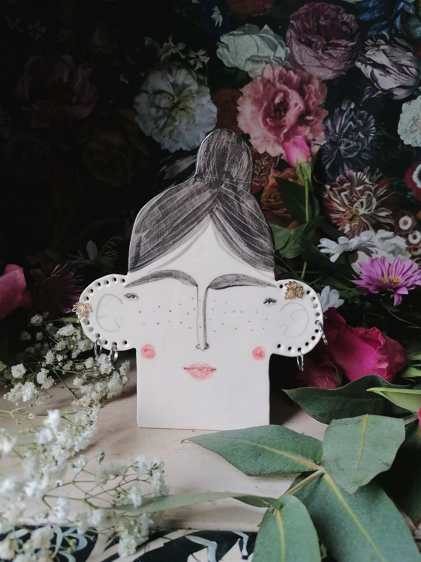 Eva the handmade ceramic Earring holder